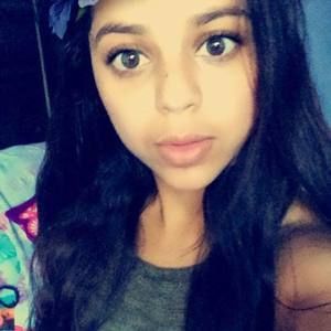 Meet your Posher, Reyna